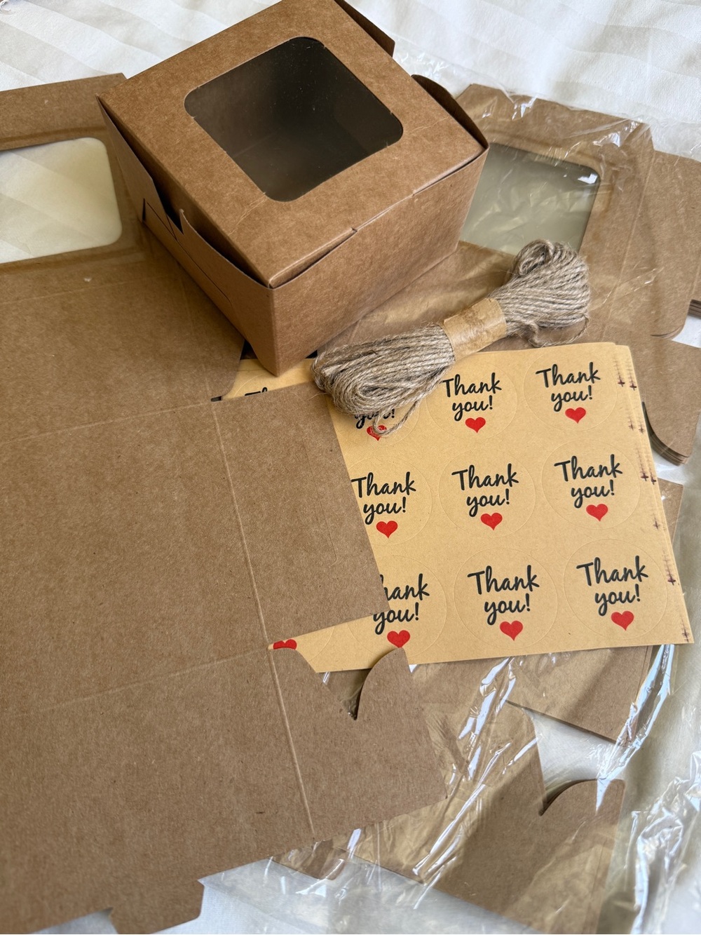 12 Pastry Boxes with Clear Display Windows, Jute and 12 Thank You Stickers
